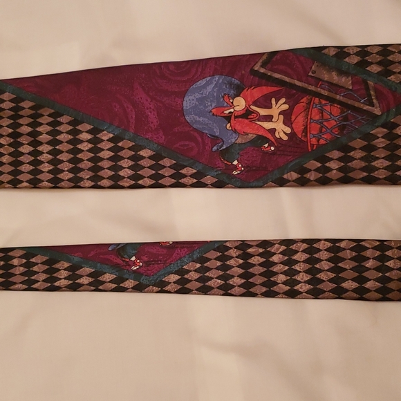 Looney Tunes Yosemite Sam basketball tie - Picture 4 of 4